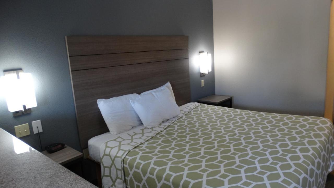 Regency Inn And Suites Humble Eksteriør bilde